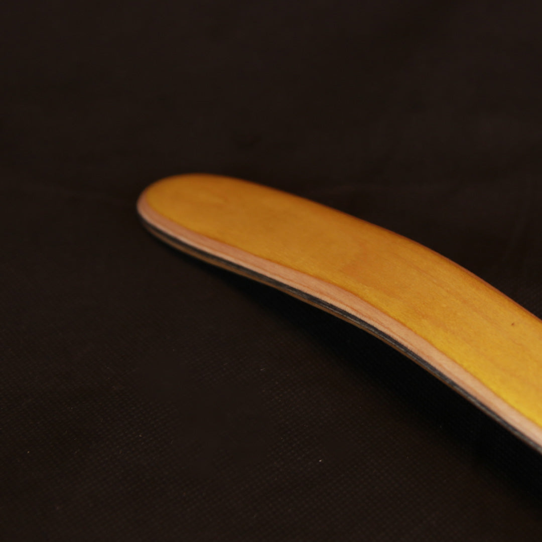 Langt skohorn, Gul/sort